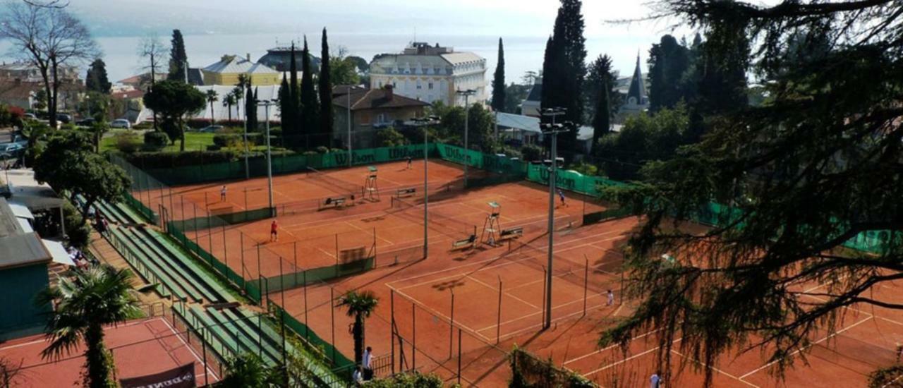 Apt Tennis Prime Location, Parking, Near Beach, Self Check-In Lejlighed Opatija Eksteriør billede